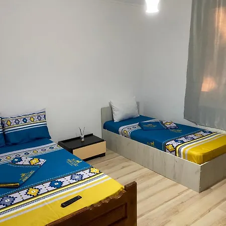 Vila Piscotel Quarto em Acomodações Particulares Schitul